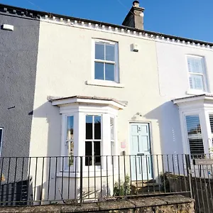  Holiday home Daleside
